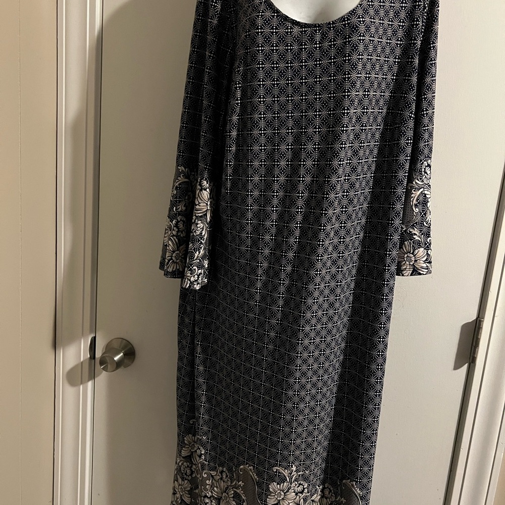 Glamour Black and White Patterned Long Sleeve Dress